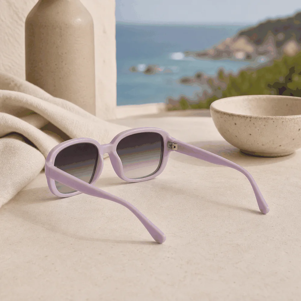 The Cabana Frame - Lilac model view
