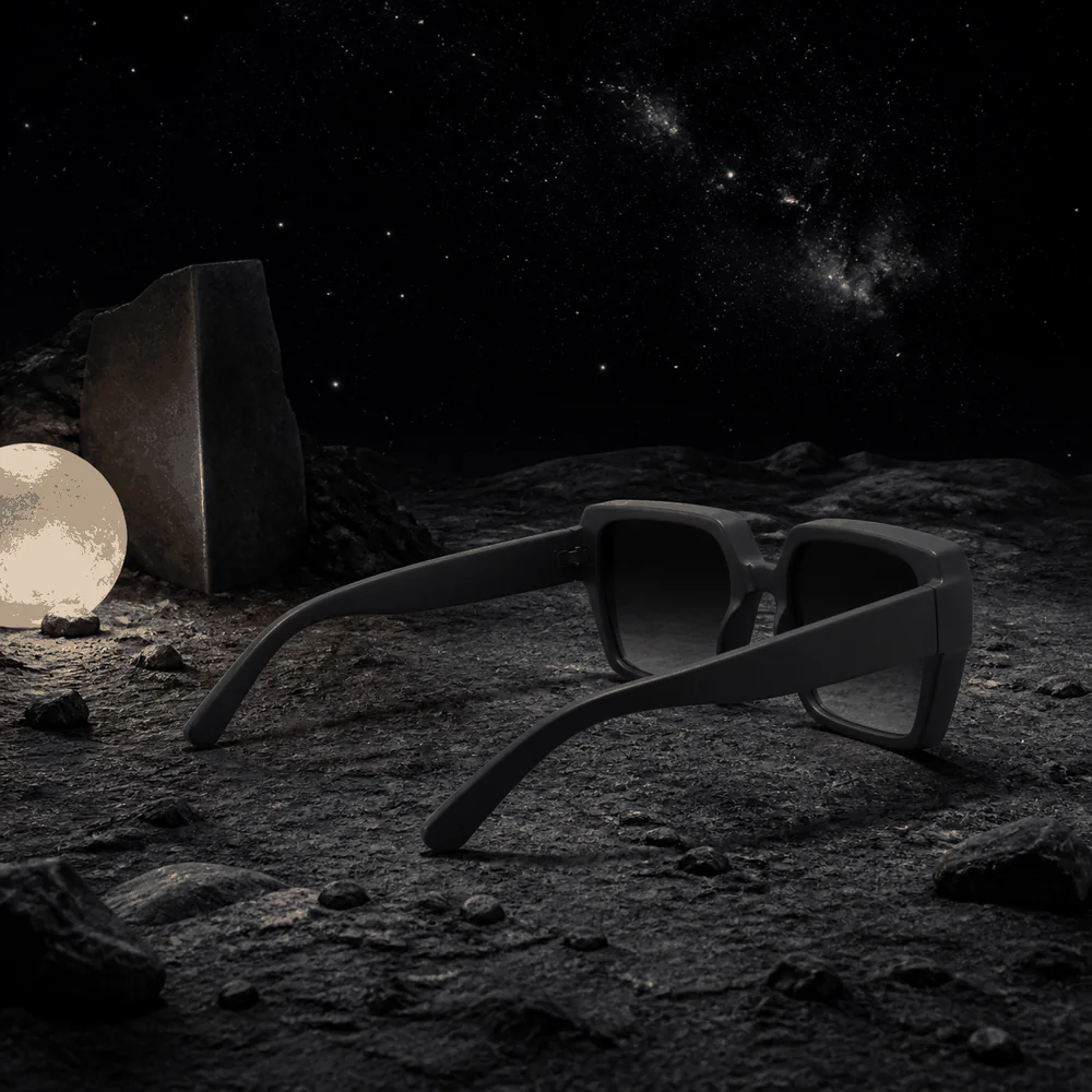 The Eclipse Frame - Charcoal model view