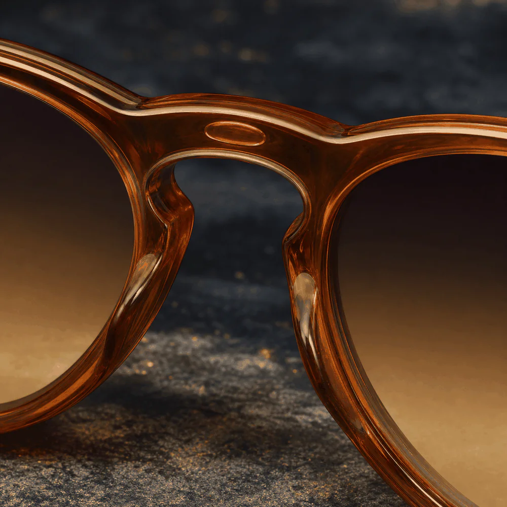 The Ember Frame - Amber second detail view