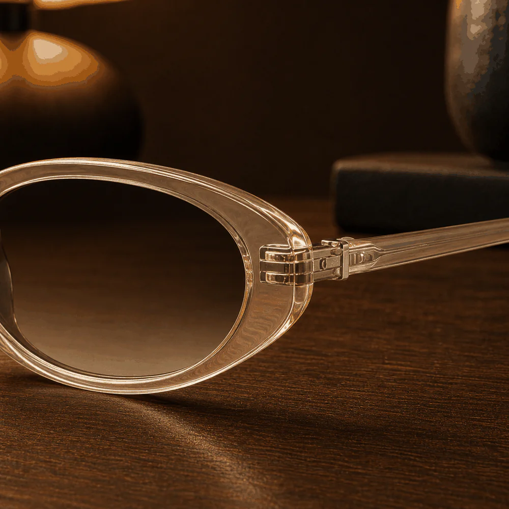 The Halo Frame - Champagne first detail view