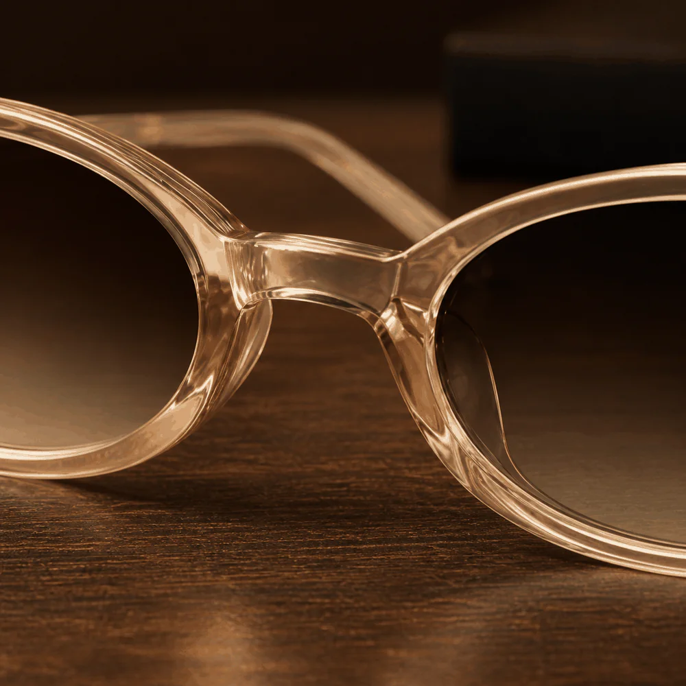 The Halo Frame - Champagne second detail view