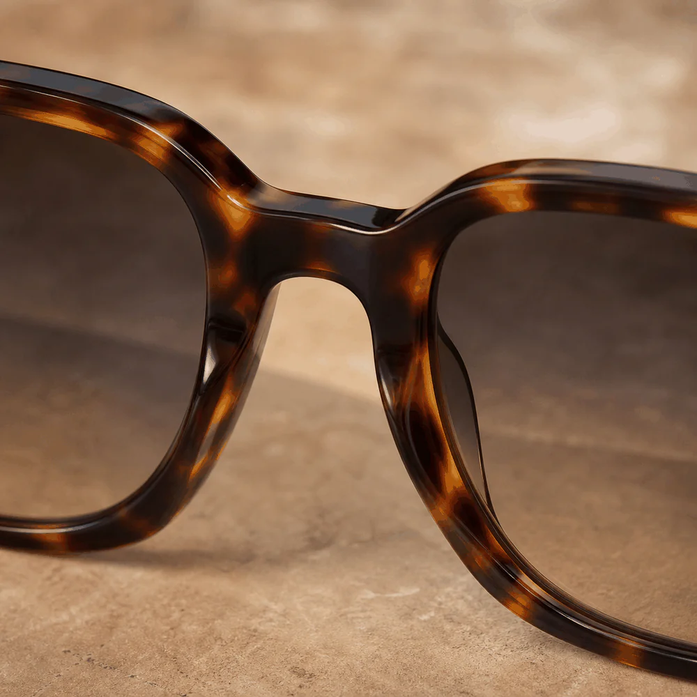 The Mercer Frame - Tortoise second detail view