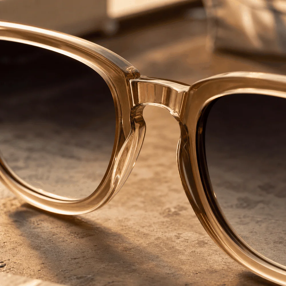 The Sunday Frame - Honey second detail view