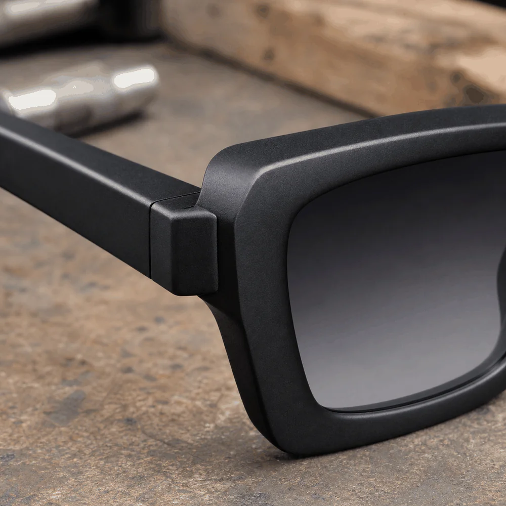 The Transit Frame - Matte Black first detail view