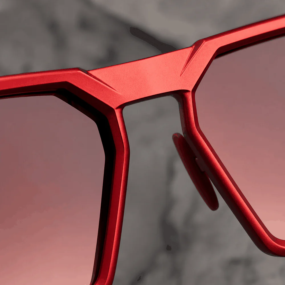 The Voltage Frame - Red second detail view